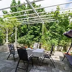 Apartment Djivo